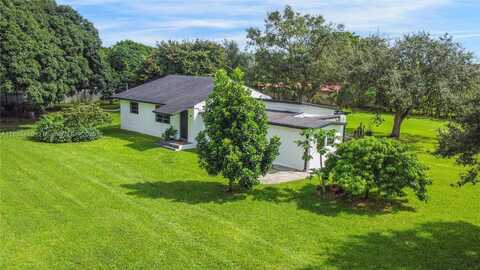 22605 SW 179th Pl, Miami, FL 33170