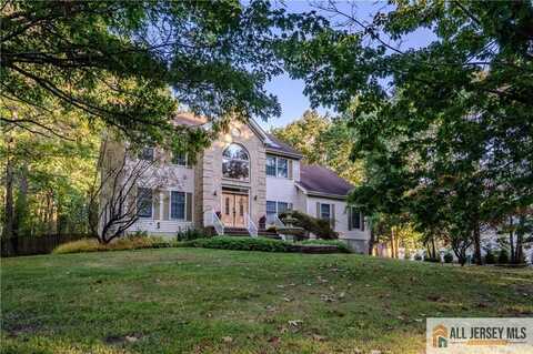 10 Dante Road, Monroe, NJ 08831