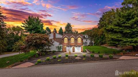 6 Old orchard Court, Hawthorne, NJ 07506