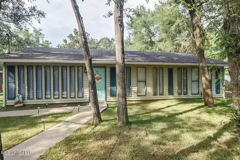 445 Evans Avenue, Gulfport, MS 39507
