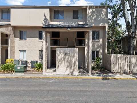 7505 PITCH PINE CIRCLE, TAMPA, FL 33617