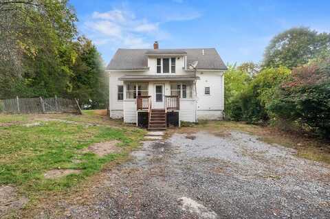 27 Douty St, Southbridge, MA 01550
