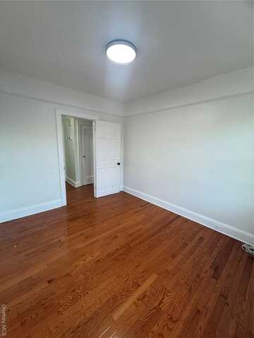 16017 84th Road, Jamaica, NY 11432