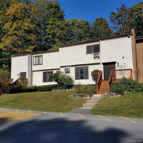 3 Hook Road, Poughkeepsie, NY 12601