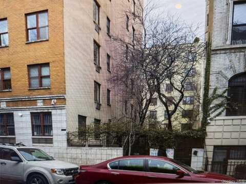 611 E 6th Street, New York (Manhattan), NY 10009
