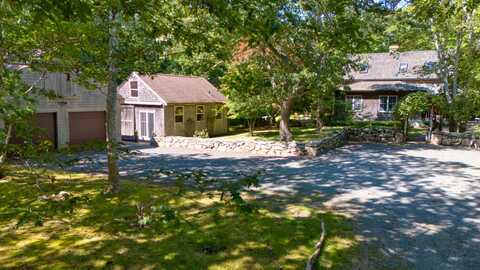 6 Tabor Hills, Chilmark, MA 02552