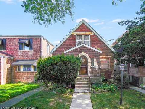 10235 S Rhodes Avenue, Chicago, IL 60628