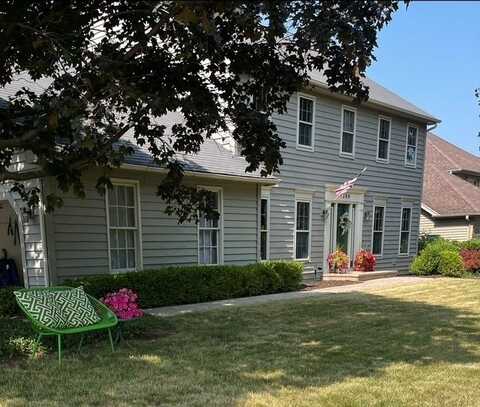 1099 W JEFFERSON Avenue, Naperville, IL 60540