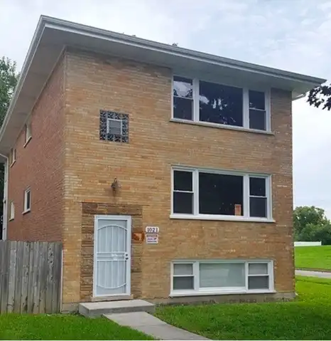 1021 S 16th Avenue, Maywood, IL 60153
