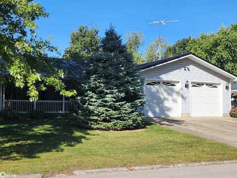 201 N Chestnut, Winfield, IA 52659