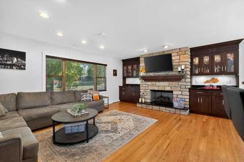 1713 Fort Henry Drive, Ft Wright, KY 41011