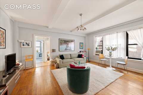 321 West 55th Street, New York, NY 10019