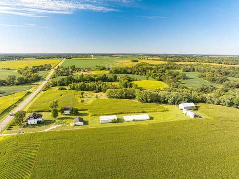 1801 N Taylor Rd, Hanna City, IL 61536