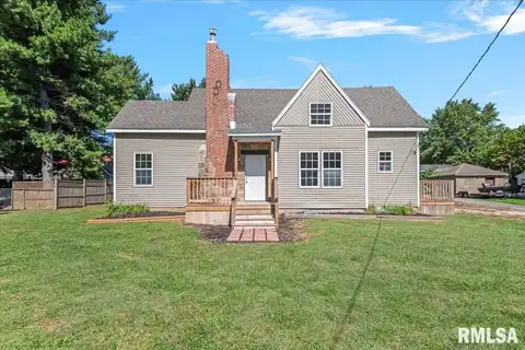 116 E CENTER Street, Mount Auburn, IL 62547