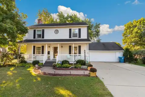 914 E Chamberlin, DIXON, IL 61021
