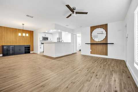 21357 NW 39th Ave, Miami Gardens, FL 33055