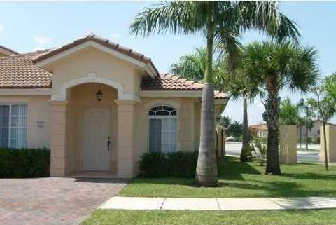 7327 NW 173rd Dr, Hialeah, FL 33015