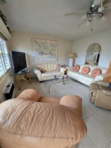 2 Grantham D, Deerfield Beach, FL 33442