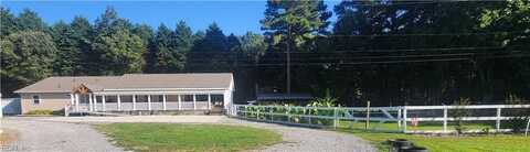 82 Church Road, Newport News, VA 23606