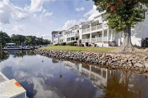 169 Harbor Watch Drive, Chesapeake, VA 23320