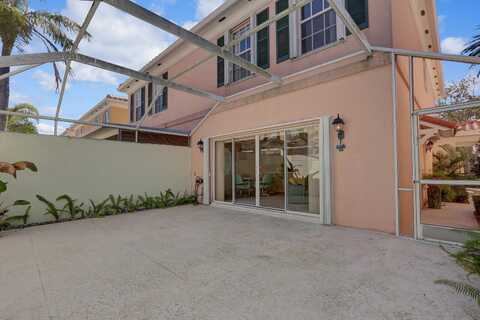 11 Laurel Oaks Circle, Tequesta, FL 33469