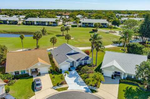293 Moccasin Trail W, Jupiter, FL 33458