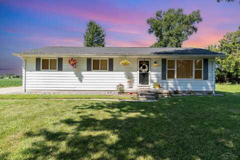 4888 Cole Rd, Saginaw, MI 48601