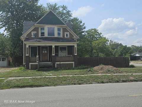 1933 N Carolina, Saginaw, MI 48602