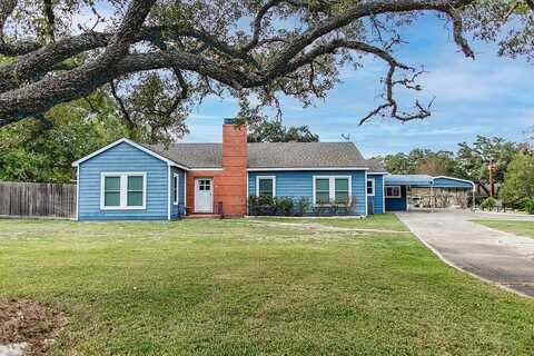 603 South Mccarty Avenue, Eagle Lake, TX 77434