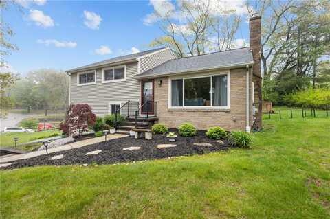 99 Peachtree Road, North Kingstown, RI 02852