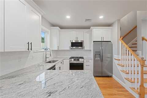 1 Old County Village Way, Smithfield, RI 02917