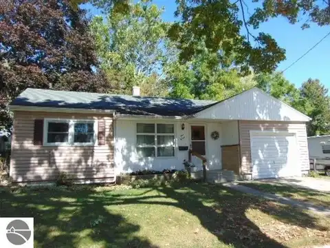 415 E South Street, Ithaca, MI 48847