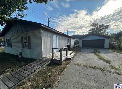359 N 3rd Street, Clinton, IN 47842