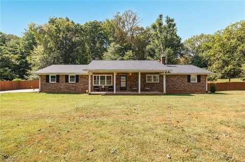 702 Cedar Lane, Reidsville, NC 27320