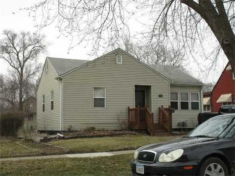 1135 Byron Avenue, Waterloo, IA 50702