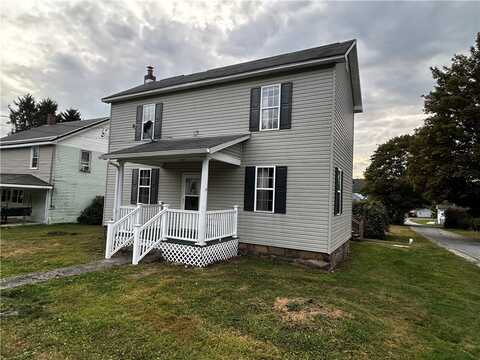 506 Washington St, Saint Clair, PA 15954