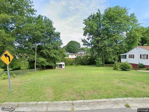 Washington Avenue, Reidsville, NC 27320