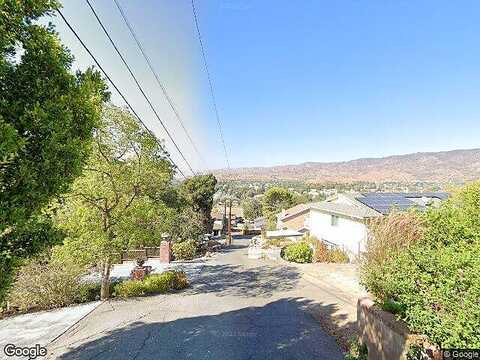 Gonzales Rd, Simi Valley, CA 93063