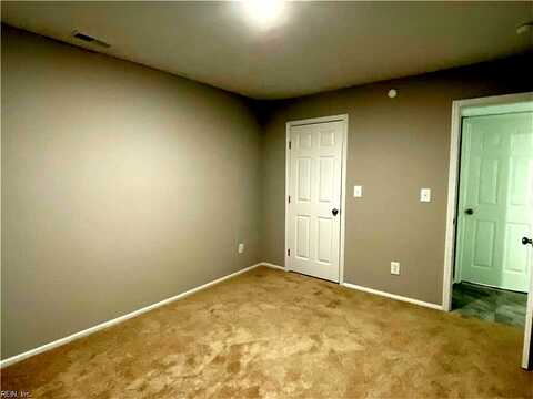 Orangewood, VIRGINIA BEACH, VA 23453
