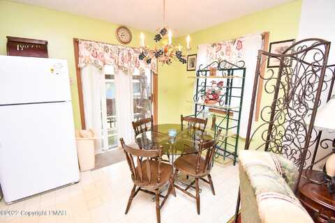 Sleepy Hollow, TOBYHANNA, PA 18466