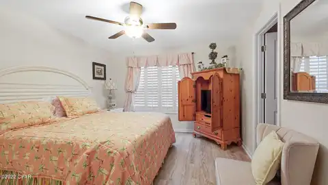 Annabellas, PANAMA CITY BEACH, FL 32407