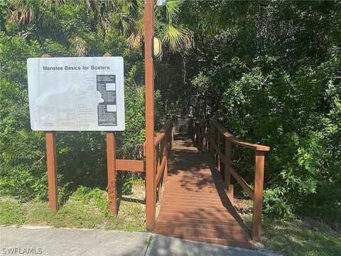 Crystal Lake, NORTH FORT MYERS, FL 33917