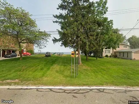 Lakeshore Drive, Harrison, MI 48045