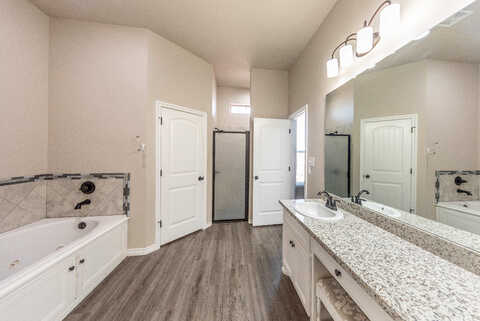 Huron, LUBBOCK, TX 79424