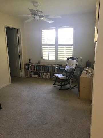 Singer, RIVIERA BEACH, FL 33404