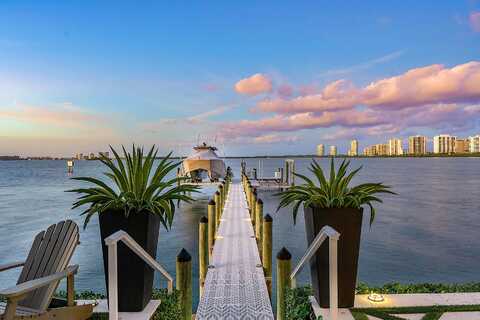 Pine Point, RIVIERA BEACH, FL 33404