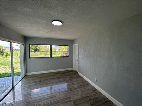 Sesame, CAPE CORAL, FL 33904