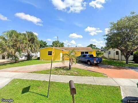 9Th, LAUDERHILL, FL 33311