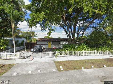 18Th, POMPANO BEACH, FL 33068