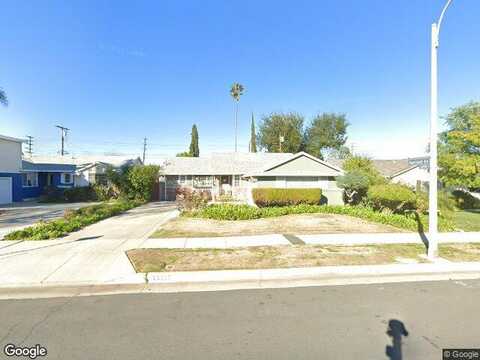 Welby, WEST HILLS, CA 91307